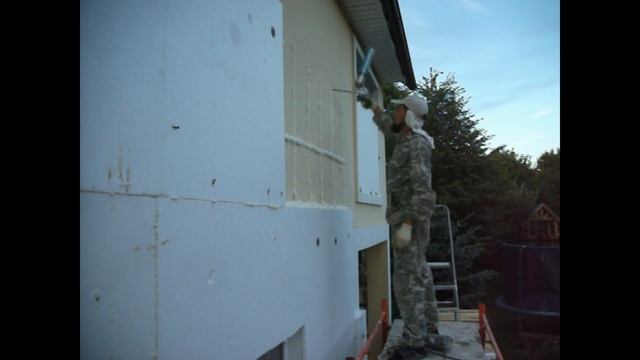 Утепление фасада дома пенопластом толщиной 50 мм на монтажную пену смотреть онлайн