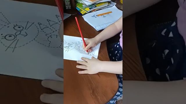 Развитие мелкой моторики, внимания, развитие фантазии.
