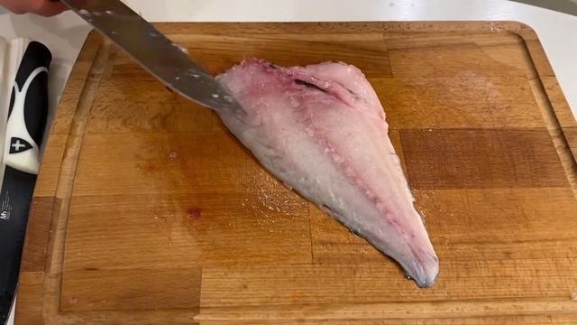 Как разделать свежую рыбу. Правильно и быстро! #рыба #разделкарыбы #кулинарныйсоветник #дорадо #fis