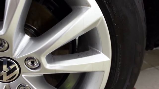 Iron X - бескислотный очиститель кузова и дисков № 1 В Мире смотреть онлайн