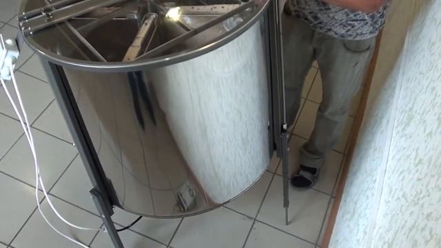 Медогонка Грановского 4ДА-12 Автомат. Обзор. смотреть онлайн