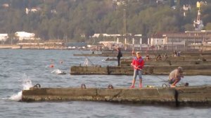 Сочи | Чкаловский район, пляж "Южный 2" (октябрь 2018)