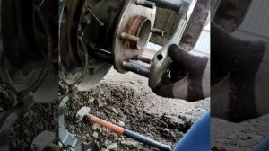 снятие ступицы ( цапфы) задней тойота гранд хайс