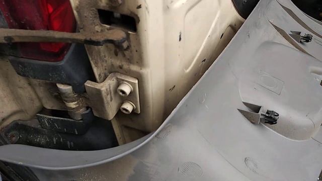 Задний пластик ВОПРОС разборщикам VID 20210601 135216 смотреть онлайн