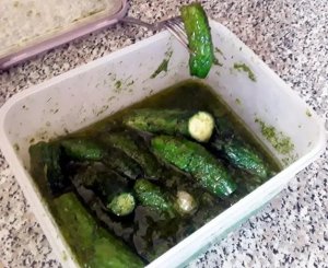 Пряные закусочные огурцы