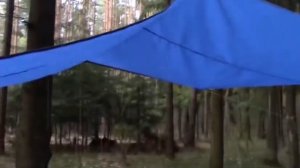 Тенты из тарпаулина. Описание размеры и применение тентов. Защита туристов от дождя.