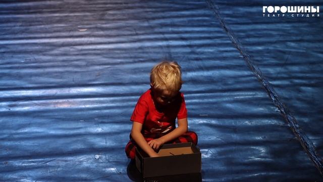 Адаптация басни "Мартышка и очки". В ролях голосовой помощник Яндекс - Алиса и Иван смотреть онлайн