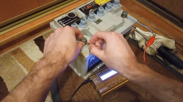 Зарядка автомобильного аккумулятора умным зарядным HTRC B6 V2 (клон Imax B6). Готовимся к зиме :) смотреть онлайн