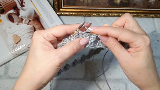 МК Шапка узор "Колосок" . Популярная шапочка с фиксированным отворотом.