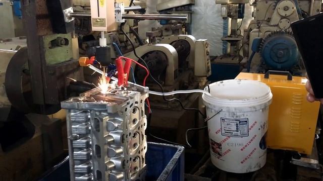 Удаление сломанного метчика в блоке цилиндров дизельного двигателя смотреть онлайн