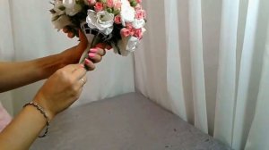 Свадебный букет из кустовой розы и эустомы.  Wedding bouquet of spray roses and eustoma.