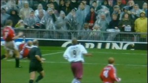 Man Utd's Greatest Ever Defenders - Jaap Stam