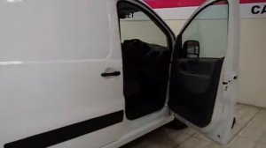 Peugeot Expert-Exterior & InteriorTour of a 09 plate Peugeot Expert 1000 1.6 HDi Low Roof Van