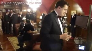 Евгений Понасенков тусуется на тусе