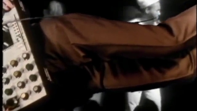 Martha and the Muffins - Black Stations, White Stations смотреть онлайн