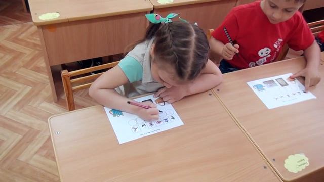 Один день в детском саду "Снегурочка". Группа "Гаухар". Шахтинск 2016 год смотреть онлайн