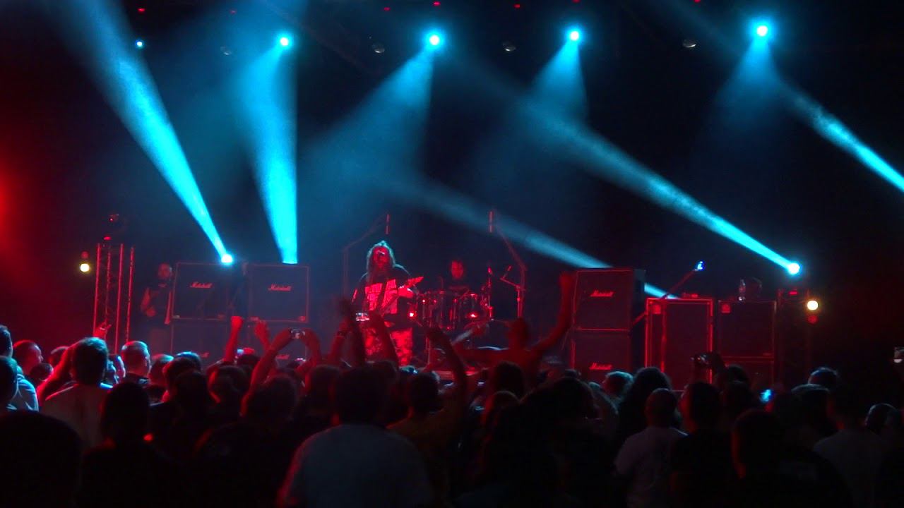 Cavalera - Refuse/Resist + Roots Bloody Roots (live in Rostov) смотреть онлайн