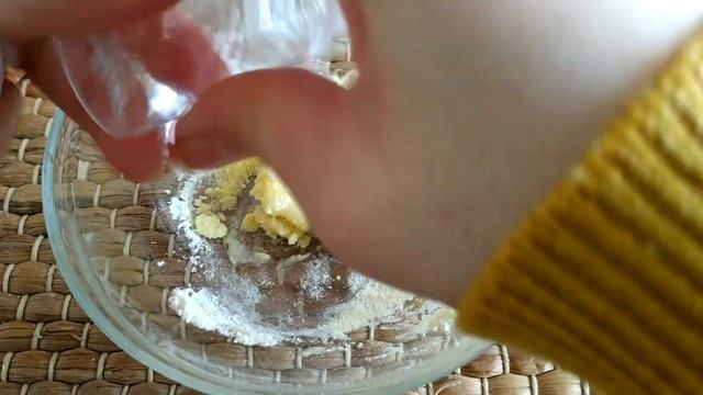 СРАЗУ УБИРАЕТ МОРЩИНЫ ЭТА МАСКА, РЕЦЕПТ, МАСКА ДЛЯ ЛИЦА ОМОЛОЖЕНИЕ В ДОМАШНИХ УСЛОВИЯХ