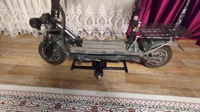 Домкрат для мотоцикла