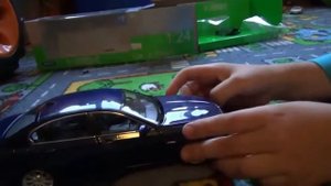 BMW 535i обзор игрушечной машинки 1:24 от компании Welly