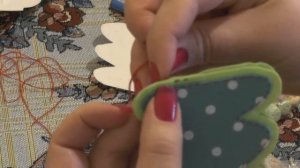 Елочка из фетра (1 урок). Новогодние игрушки из фетра на елку