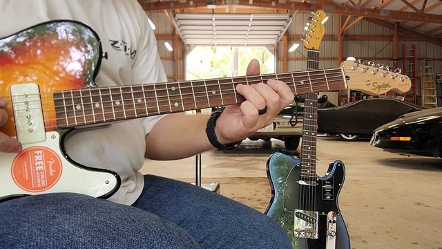 Fender American Pro 2 Telecaster vs Squier Paranormal Baritone Telecaster смотреть онлайн