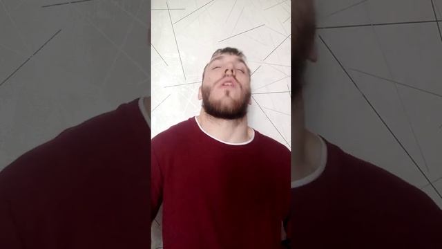 Игорь Северянин Странно