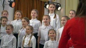 Четыре таракана и сверчок. Хор 2-3 классов ДМШИ 11 им В.В. Оловникова г. Минска