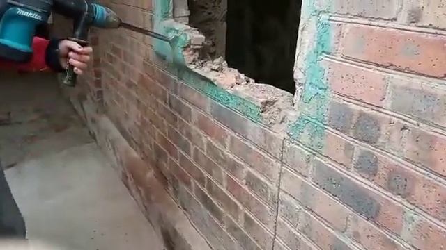 Отбойный молоток Makita HM 0870C в деле смотреть онлайн