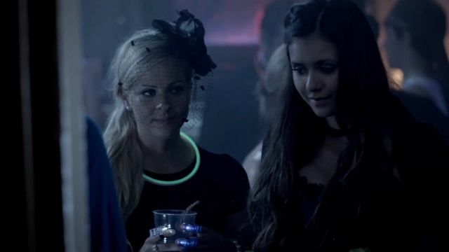 elena gilbert in costumes twixtor scenes part 2 (1080) [the vampire diaries] смотреть онлайн