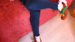 Войлочные тапочки со сложным декором.