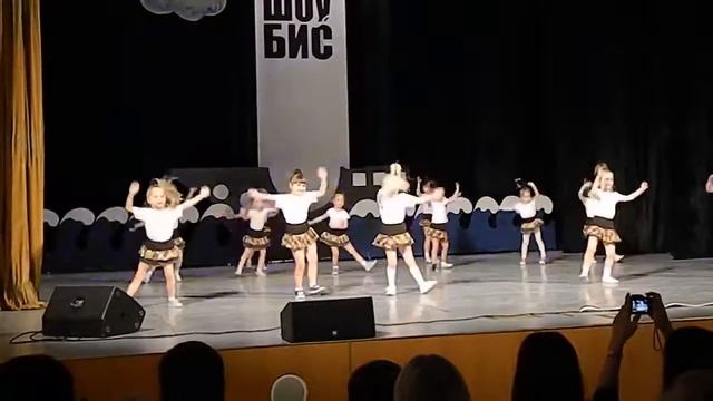 Сhocolate)) детский танец Школа звезд Витебск смотреть онлайн