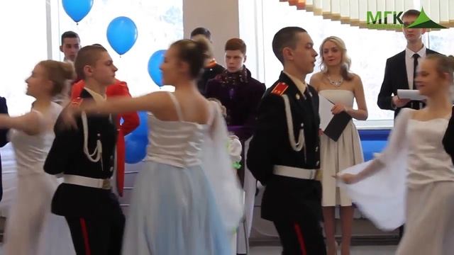 Бал Наташи Ростовой на Большом кадетском сборе смотреть онлайн