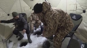 Речные монстры отрывают блесна!!! Рыбалка в Якутии!!! Налимы блеснаеды!!! Ловля налима на блесну!!