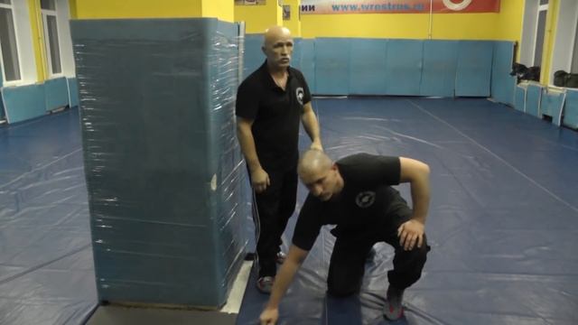 В Крючков САО Стрела Угроза ножом у горла смотреть онлайн