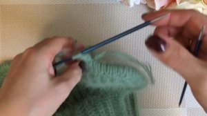 ВЯЖЕМ ШНУРКИ К ШАПКЕ -УШАНКЕ! KNITTED HAT