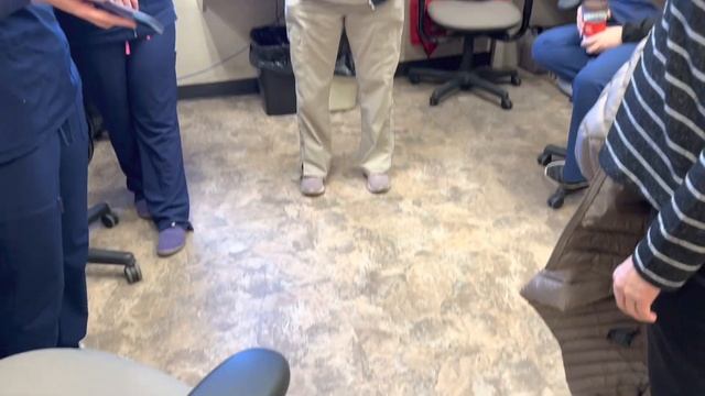 Как мы отмечали День Благодарения в клинике. Почему все празднуют, а мы работаем? Несправедливо!!! смотреть онлайн