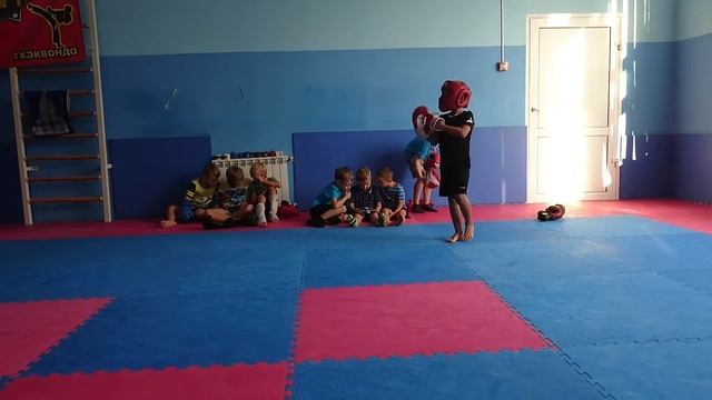 спаринг клуб форма рукопашный бой смотреть онлайн