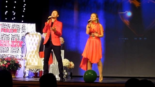 Праздник компании Фохоу. Алексей Леджер и Илона Ребицкая. 02.10.2016 смотреть онлайн