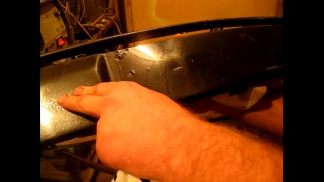 Как убрать вмятину с бампера смотреть онлайн