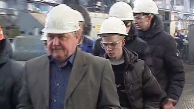 Экскурсия для будущих плавильщиков