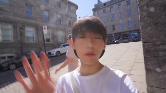 It’s finally summer and we’re in heat ? смотреть онлайн