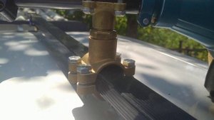 Бензокоса на багажнике