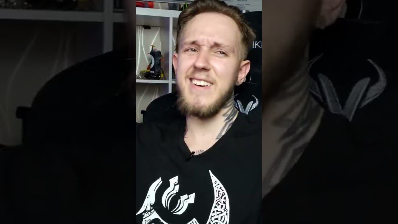 Решил проблему стакана воды просто и гениально #скетч