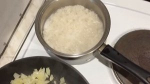 ОЧЕНЬ ВКУСНАЯ тушенная КАПУСТА с рисом и сосисками. Просто и бюджетно