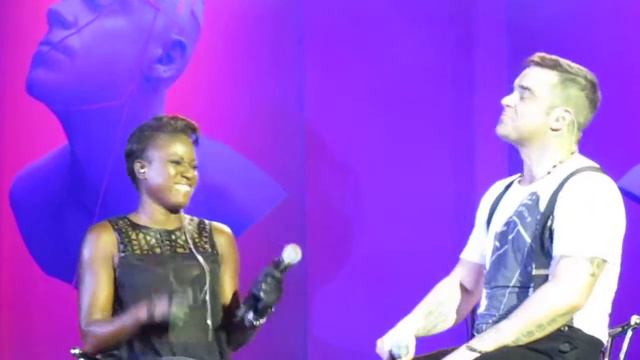 Robbie Williams - Losers Live @ O2 Arena Dublin 14-09-2012 (NEW) смотреть онлайн