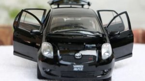 Unboxing of Toyota Yaris/Vitz 1:18 Scale Diecast Model Car