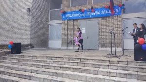 танец мамы и дочки
