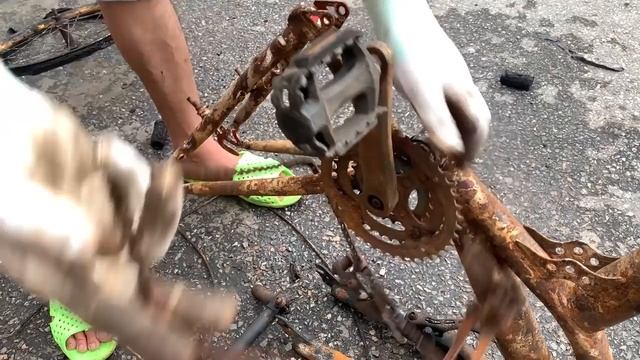 Restoration Rusty Kids Bike _ Teardown Children Bicycle.mp4