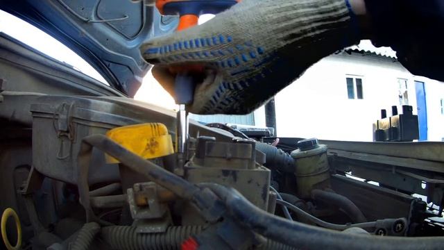 Замена модуля зажигания на Renault Logan 2012 года выпуска своими руками. Троит двигатель, ремонт.